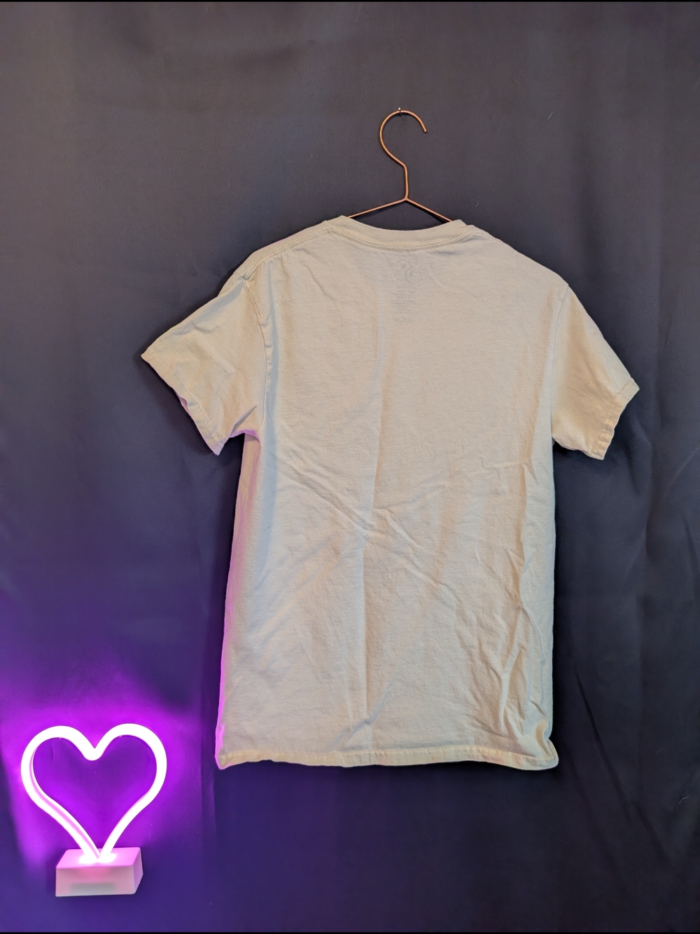 Sabrina Carpenter Cream Graphic Tee - Picture 10 of 10